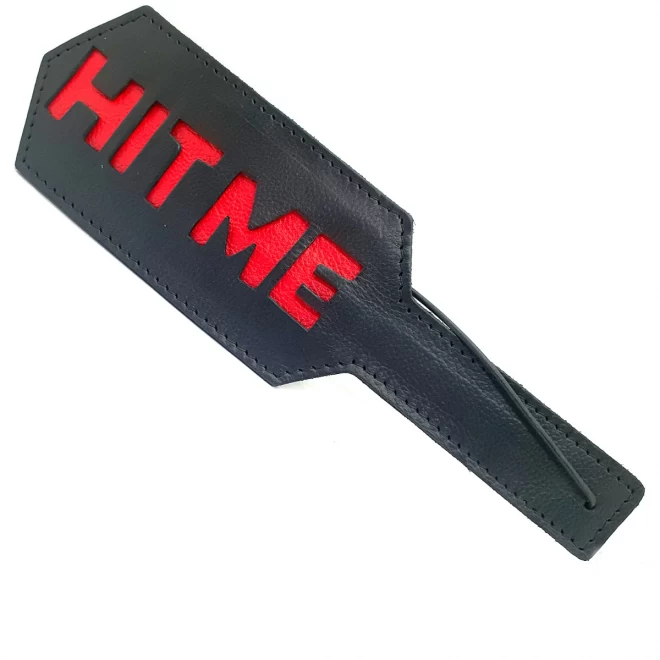 Leather hit me paddle with studs black | red